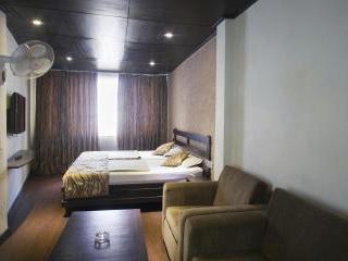 เดอะ คอร์เนอร์ Hotel ไนนิตาล ภายนอก รูปภาพ