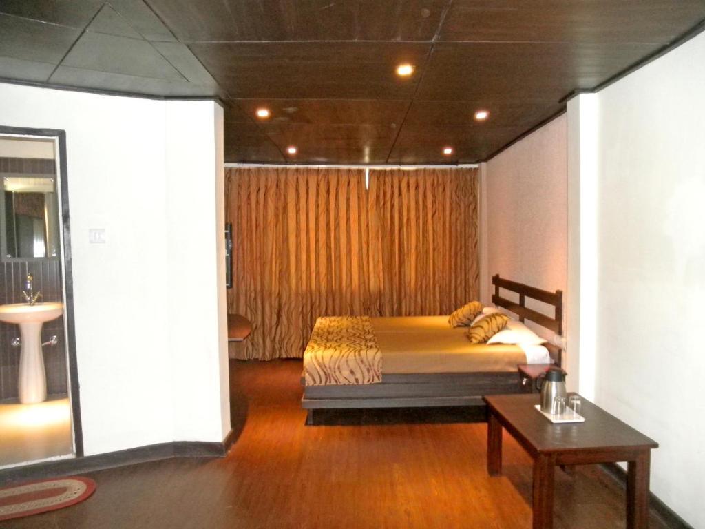 เดอะ คอร์เนอร์ Hotel ไนนิตาล ห้อง รูปภาพ